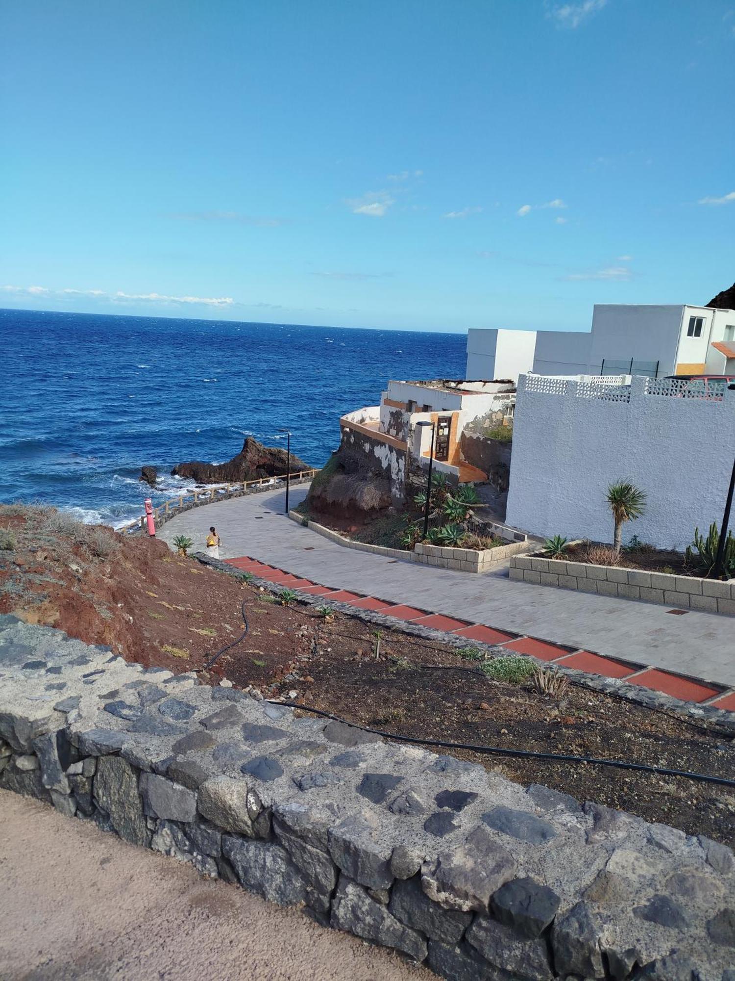 Apartment On The Beach And Ocean Sounds Fasnia ภายนอก รูปภาพ